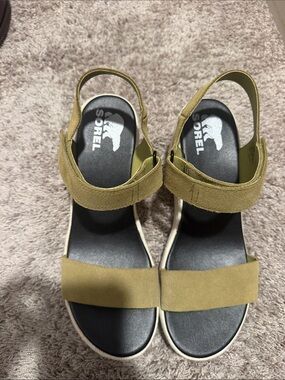 Sorel Olive Green Slingback Sandals with Black Footbed